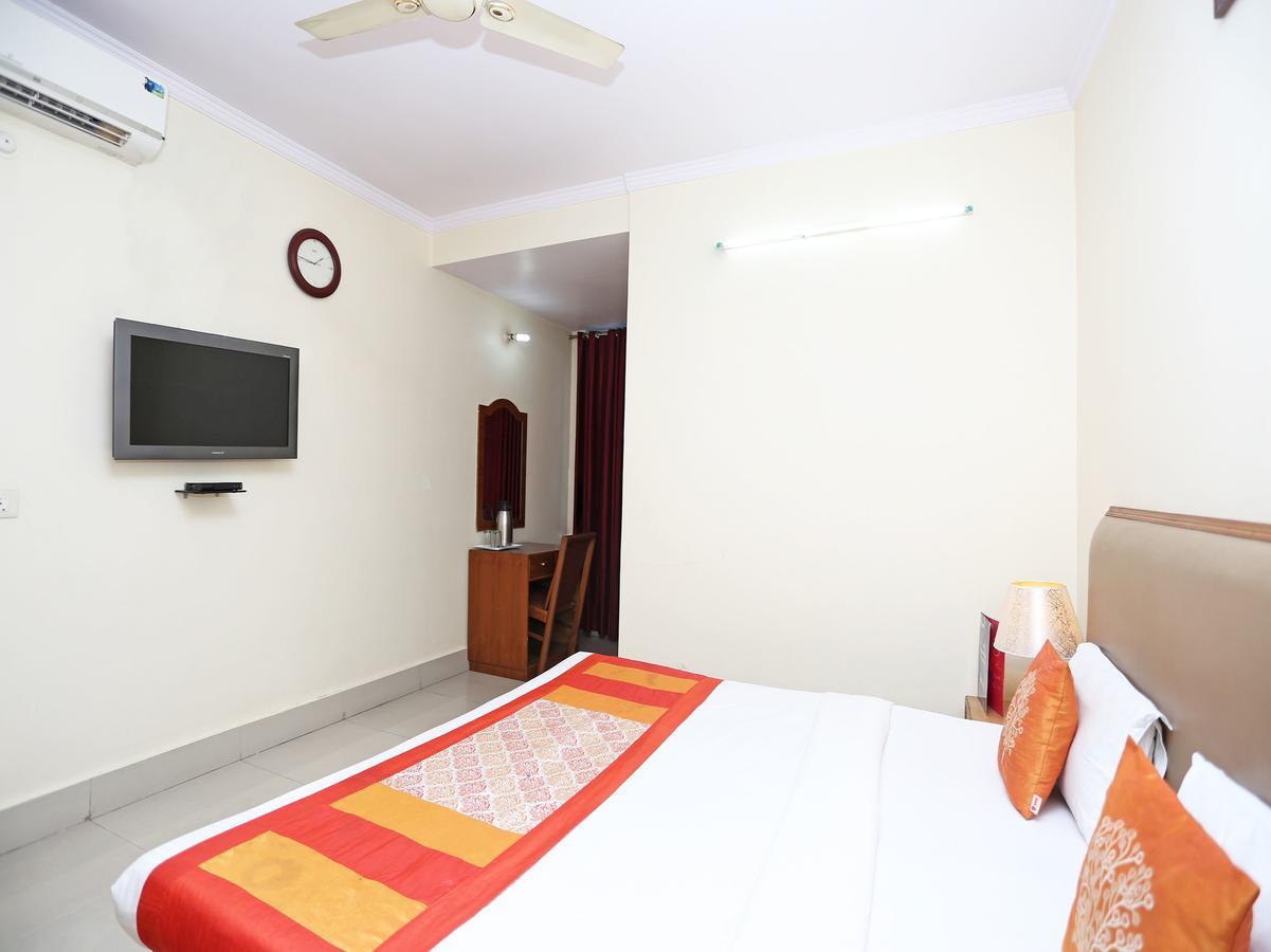 Oyo 10788 Hotel Harisons Continental パトナー エクステリア 写真